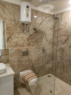 Bathroom in 4 BHK Builder Floor at BPTP Eden Estate, Sector 81 – for Sale
