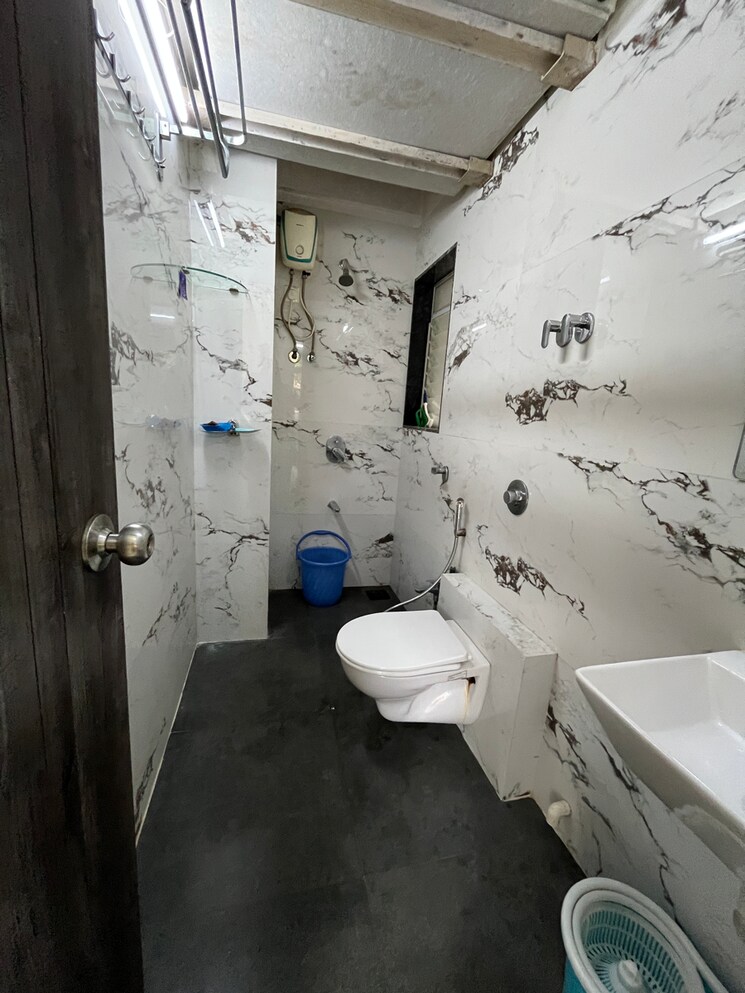 Bathroom, seasons-orchid 1 Bedroom 660 Sq.Ft. Apartment In Yogidham Thane 8754396