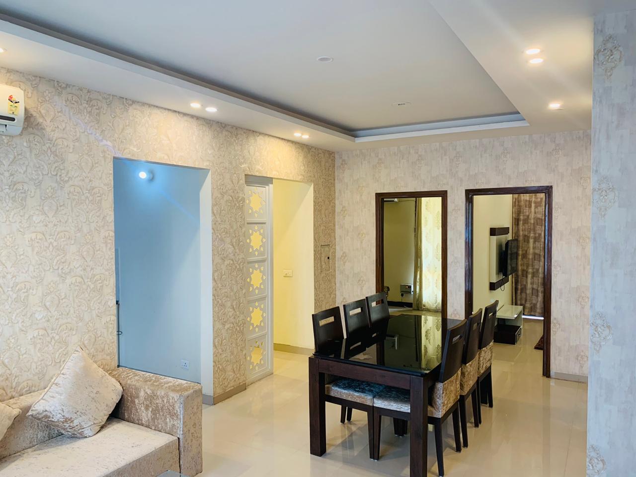 2 BHK + Pooja Room,Servant Room,Study Room Apartment For Sale in Palm Meadows 