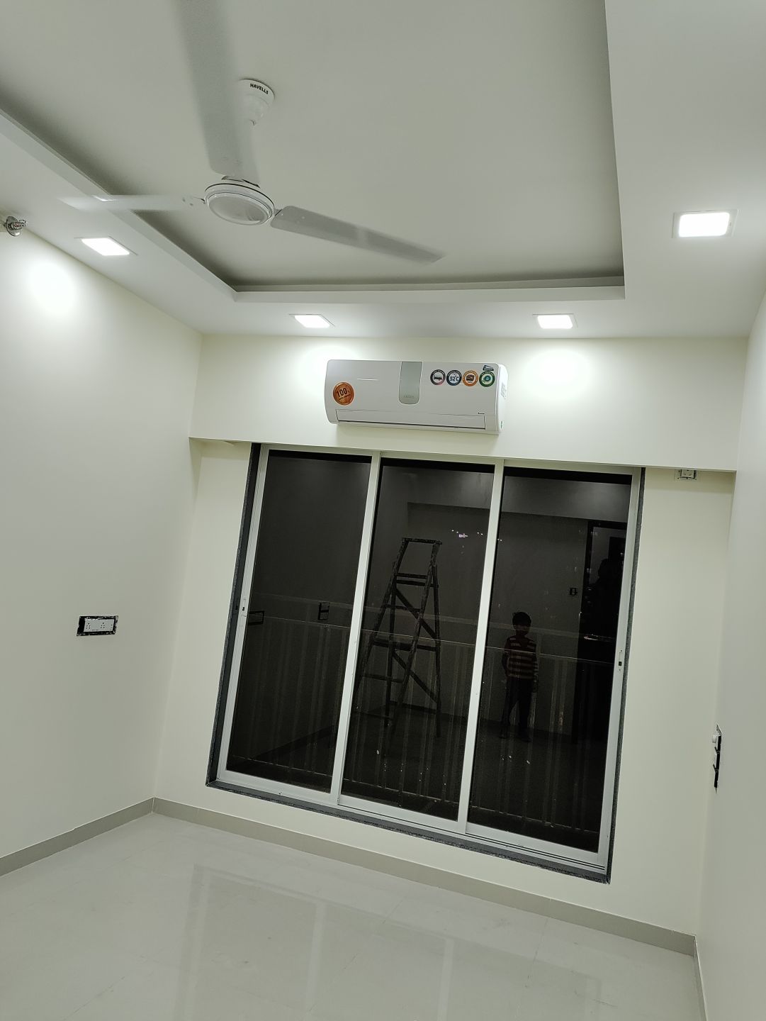 2 BHK Apartment For Rent in Bina Apartment Amboli