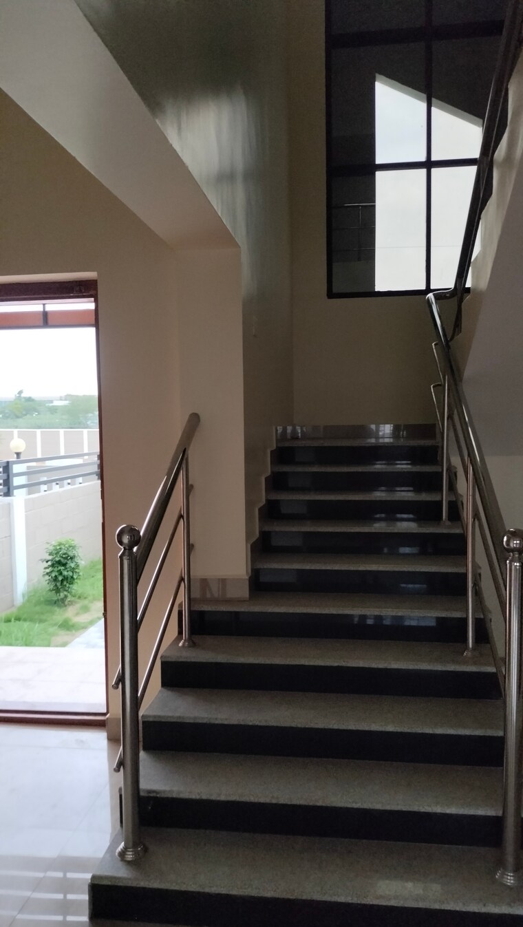 undefined, trichy madurai road 3 Bedroom 1412 Sq.Ft. Villa In Trichy Madurai Road Trichy 8754501