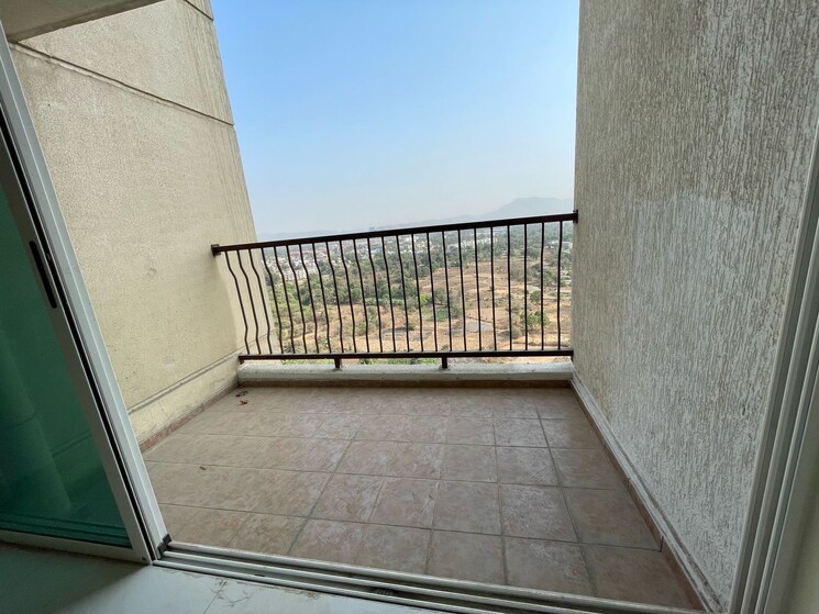 Balcony, marathon-nexzone 3 Bedroom 922 Sq.Ft. Apartment In New Panvel Navi Mumbai 8754503