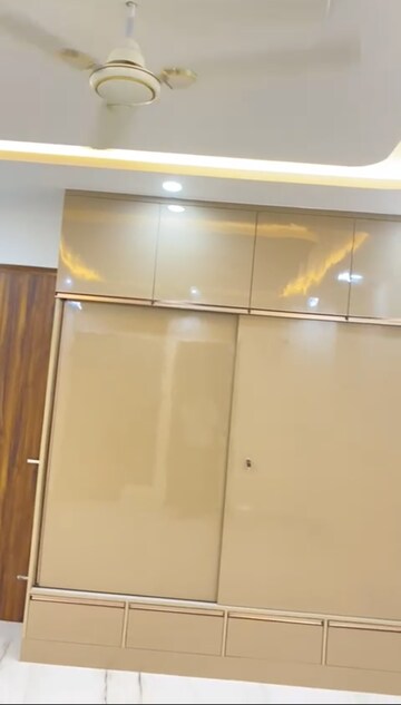 Furnished Amenities in 2 BHK Independent House at RWA Apartments Sector 19, Sector 19 – for Rent
