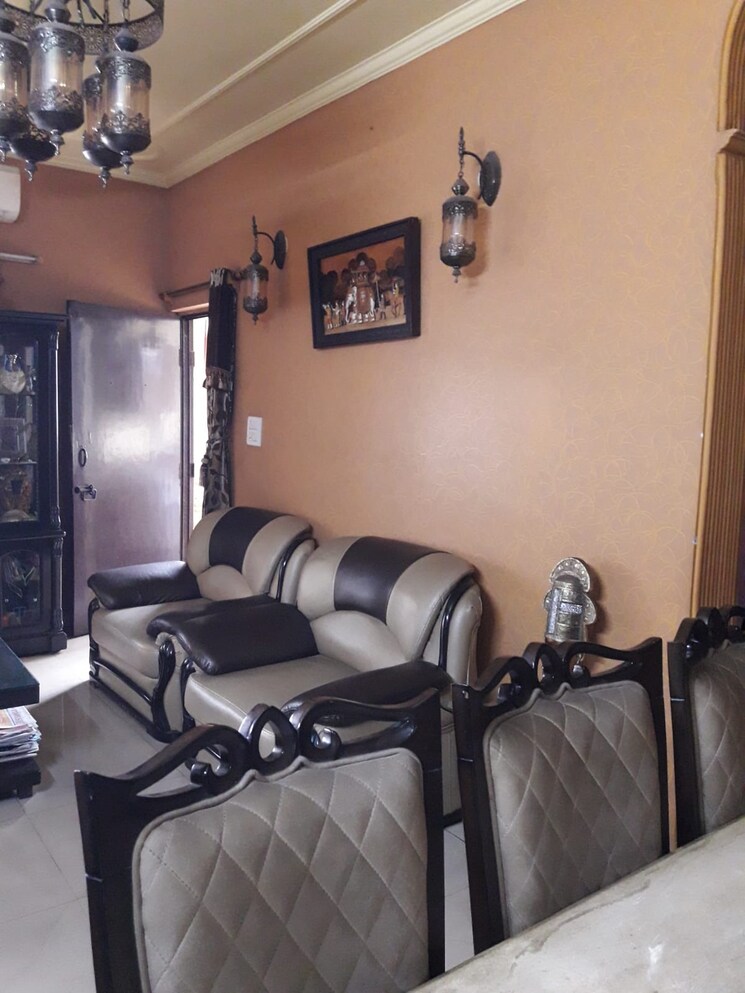 Living Room, raksha-vikas-apartments 1 Bedroom 60 Sq.Yd. Builder Floor In Vikas Puri Delhi 8754548