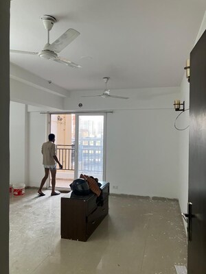 Master Bedroom in 3 BHK Apartment at Nirala Estate II, Tech Zone 4 Greater Noida – for Sale