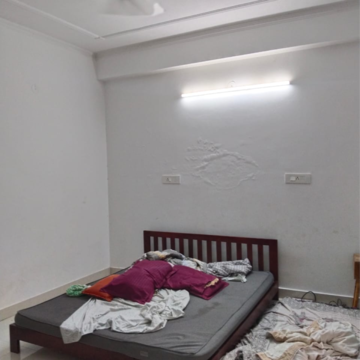 Bedroom in 3.5 BHK Villa at Sector 23 – for Rent