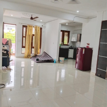 Living Room in 3.5 BHK Villa at Sector 23 – for Rent