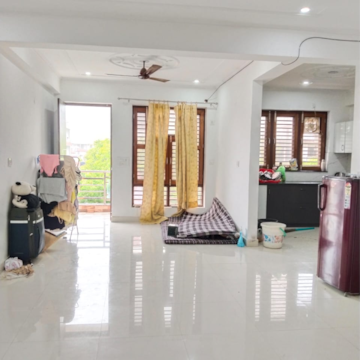 Living Room in 3.5 BHK Villa at Sector 23 – for Rent