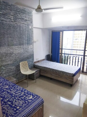 Room in 3 BHK Apartment at Pramukh Heights, Andheri West – for Rent