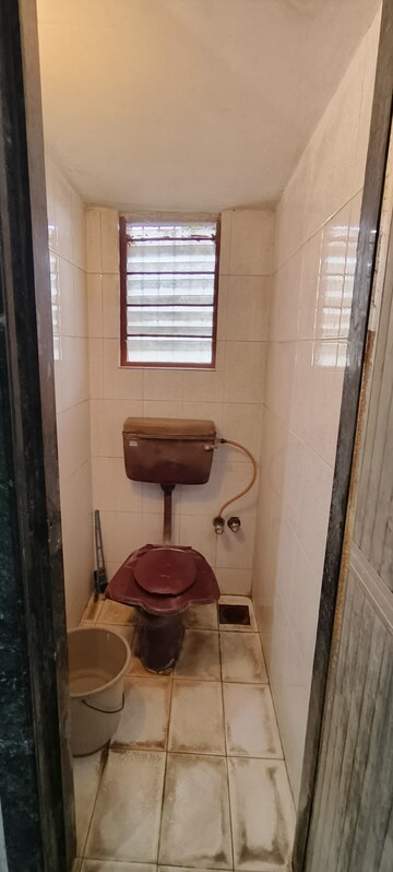 Bathroom in 1 BHK Apartment at Dombivli West – for Rent