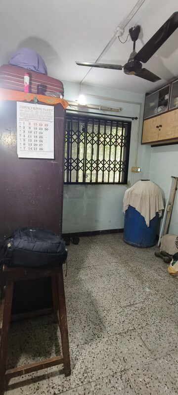 Living Room in 1 BHK Apartment at Dombivli West – for Rent
