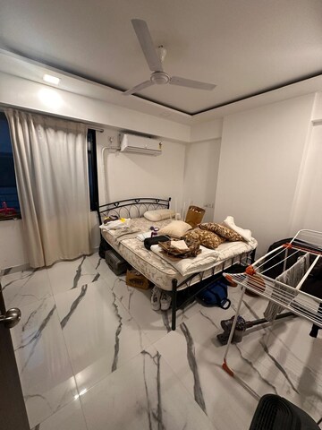 Master Bedroom in 3 BHK Apartment at Tendulkar Shri Prasanna, Dadar West – for Rent