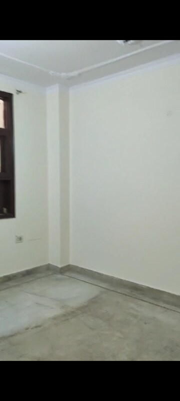 2 BHK Builder Floor For Sale in Laxmi Nagar