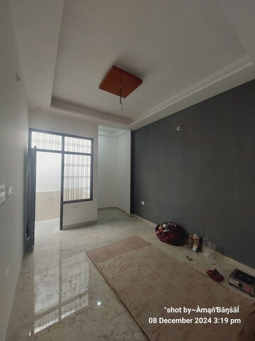 Room in 2 BHK Independent House at Rai Enclave, Deva Road – for Sale