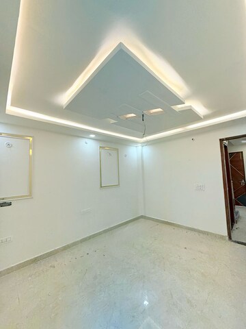 Room in 3 BHK Villa at Manas Enclave Phase II, Indira Nagar – for Sale