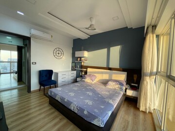 Bedroom in 3.5 BHK Apartment at Runwal Elegante, Andheri West – for Sale