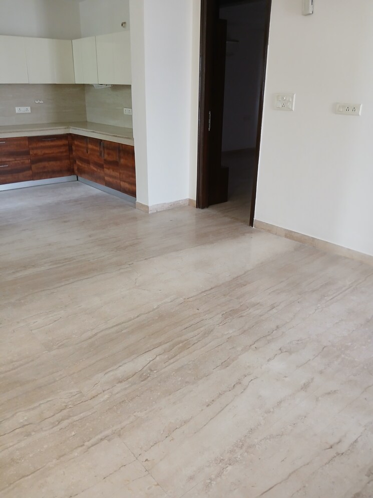 undefined, sector 35 3 Bedroom 2400 Sq.Ft. Builder Floor In Sector 35 Chandigarh 8754733