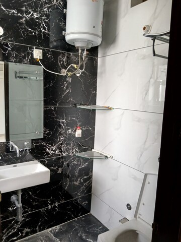 Master Bedroom in 3 BHK Builder Floor at Sector 35 – for Rent