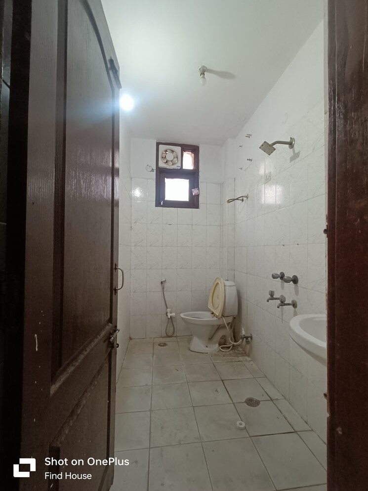 Attached Bathroom, malviya nagar 1 Bedroom 500 Sq.Ft. Builder Floor In Malviya Nagar Delhi 8754755