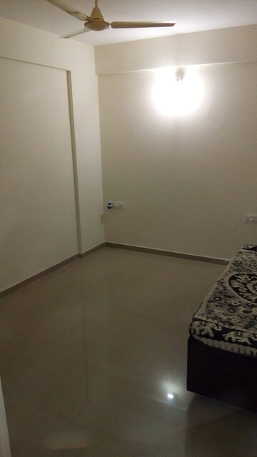 Room in 2 BHK Apartment at GM Infinite E City Town, Electronic City Phase I – for Rent