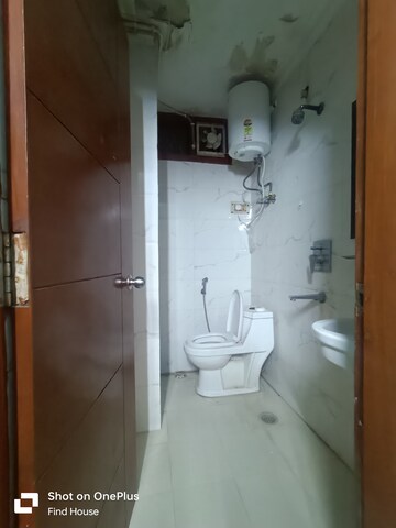 Bathroom in 1 BHK Builder Floor at Malviya Nagar – for Rent