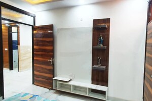 Furnished Amenities in 3.5 BHK Builder Floor at SA HOMES I, Uttam Nagar – for Sale