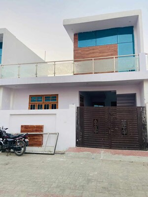 2 BHK Villa For Sale in Chinhat