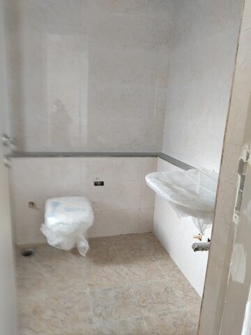 Bathroom in 3 BHK Apartment at Sheth Vasant Oasis, Andheri East – for Rent