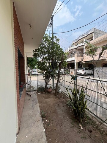 Balcony in 3 BHK Independent House at Sector 17 – for Rent