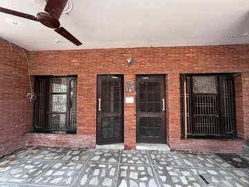 3 BHK Independent House – Exterior View View at Sector 17 - for Rent