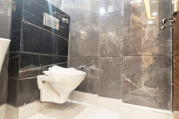 Bathroom, sa-homes-i 2.5 Bedroom 454 Sq.Ft. Builder Floor In Uttam Nagar Delhi 8754863