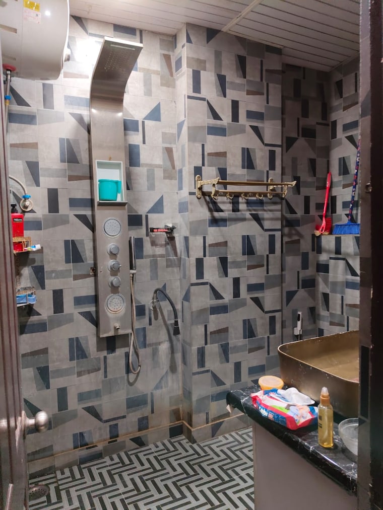 Exterior View, wave-city 3.5 Bedroom 135 Sq.Yd. Villa In Wave City Ghaziabad 8754877