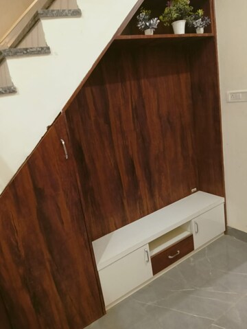 Furnished Amenities in 3 BHK Independent House at Kalwar Road – for Sale