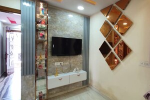 Furnished Amenities in 2.5 BHK Builder Floor at SA HOMES I, Uttam Nagar – for Sale