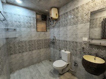 Bathroom in 3 BHK Apartment at Ideal Regency, Thakurpukur – for Rent