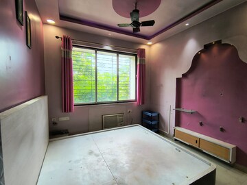 Bedroom in 3 BHK Apartment at Ideal Regency, Thakurpukur – for Rent