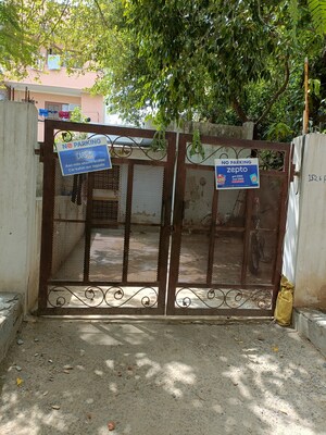  Plot For Sale in Sector 52