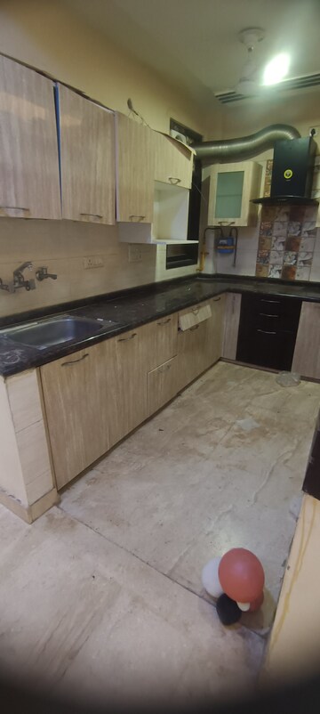 Kitchen in 2.5 BHK Builder Floor at Ashok Nagar – for Rent