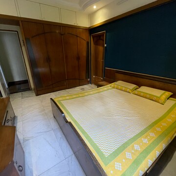 Bedroom in 2 BHK Apartment at Vasant Valley Complex, Dindoshi – for Rent
