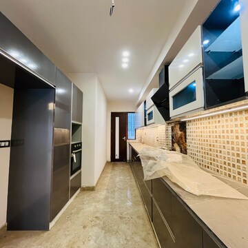 Kitchen in 4 BHK Builder Floor at Sector 49 – for Rent