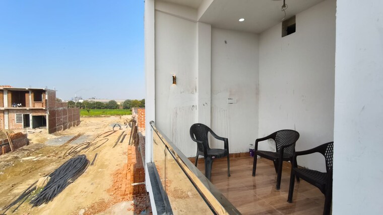 Balcony, noida central 3 Bedroom 72 Sq.Yd. Villa In Noida Central Noida 8754925