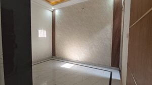 Room in 3 BHK Villa at Noida Central – for Sale