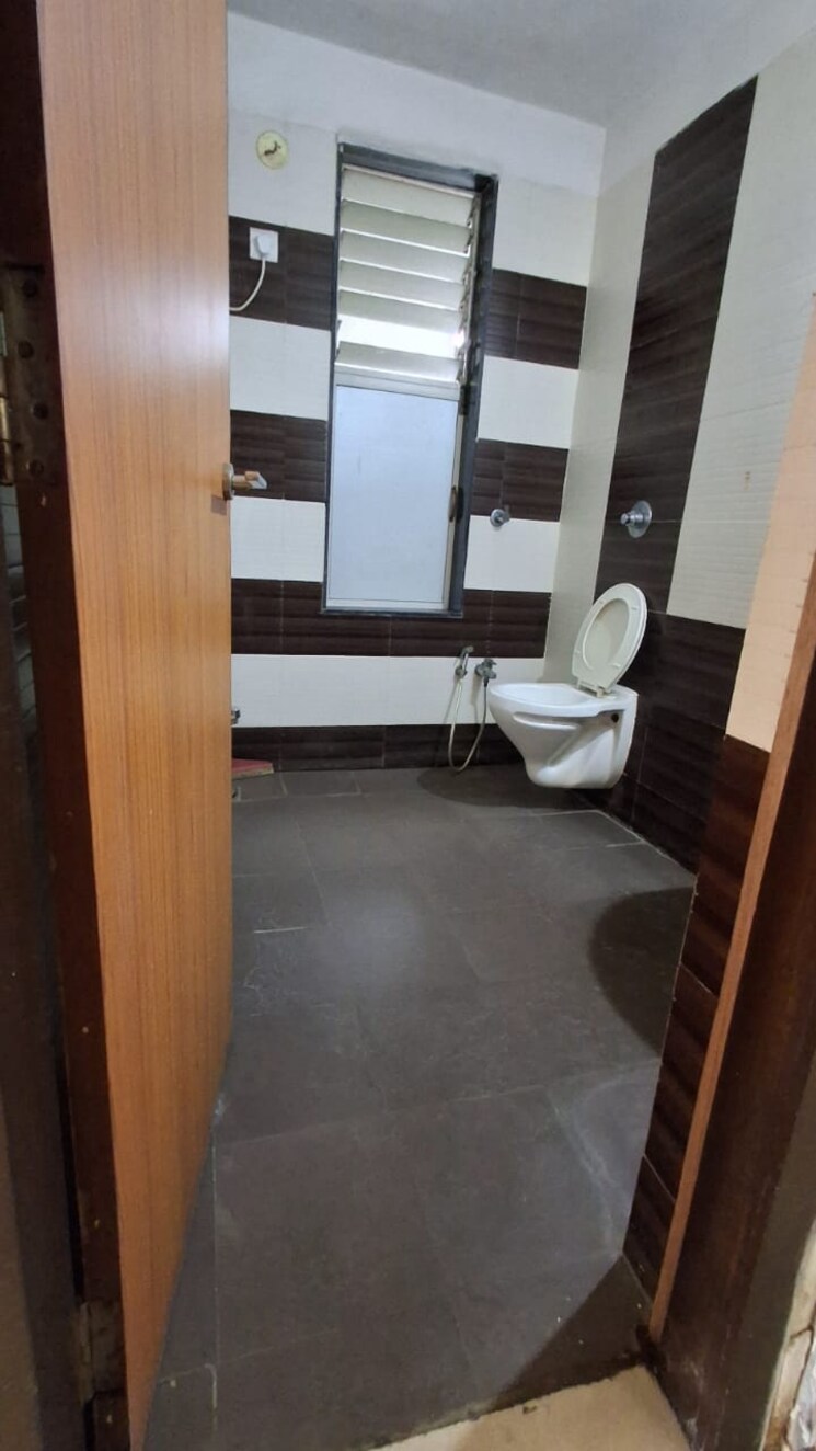 Bathroom, ravechi-la-vista 2.5 Bedroom 1300 Sq.Ft. Apartment In Kharghar Navi Mumbai 8754971