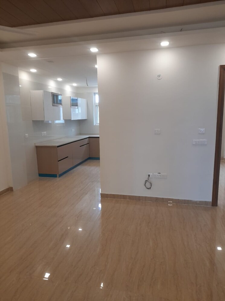 Room, bptp-district-phase-2 3 Bedroom 1314 Sq.Ft. Builder Floor In Sector 84 Faridabad 8755070