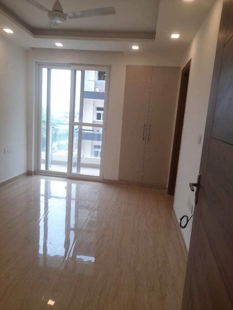 Room, bptp-district-phase-2 3 Bedroom 1314 Sq.Ft. Builder Floor In Sector 84 Faridabad 8755070