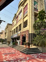 2700 Sq.Ft. Showroom in Shakti Khand 2