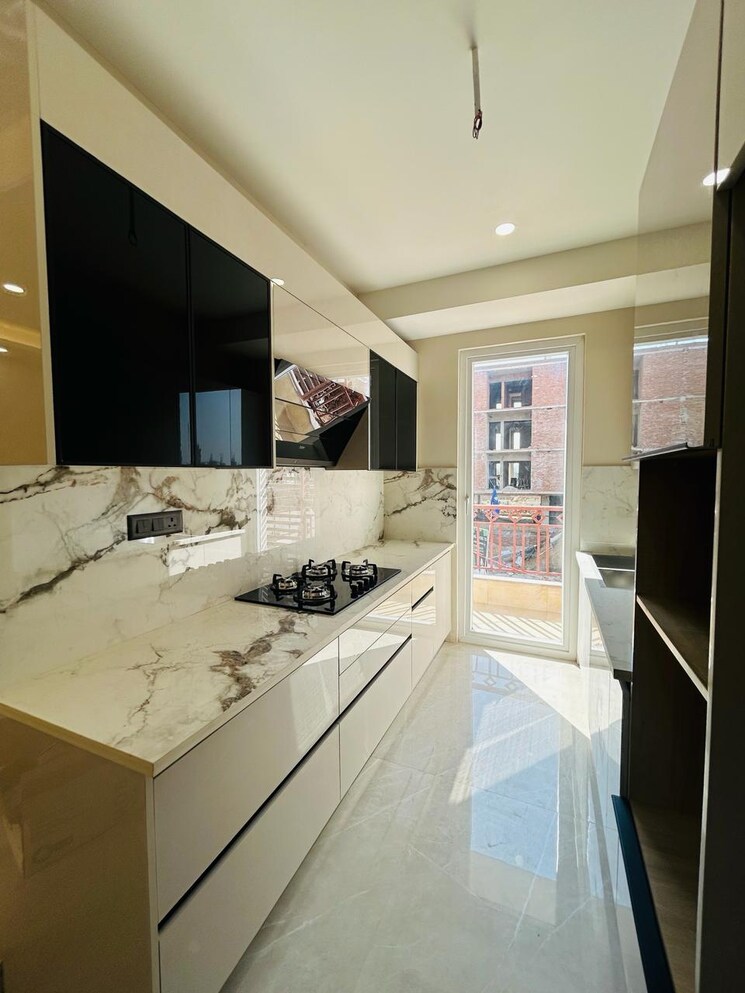 Kitchen, anant-raj-ashok-estate 3 Bedroom 180 Sq.Yd. Builder Floor In Sector 63a Gurgaon 8755141