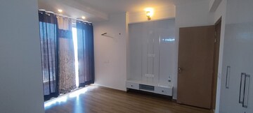 Room in 3 BHK Apartment at Adani M2K Oyster Grande, Sector 102 – for Rent