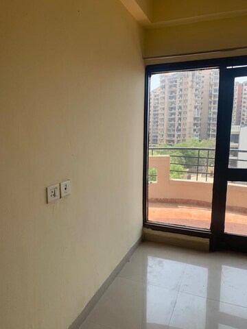 Room in 2.5 BHK Apartment at RPS Savana, Sector 88 – for Sale