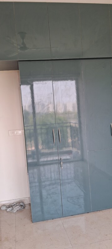 Furnished Amenities in 2 BHK Apartment at Signature Global Proxima, Sector 89 – for Rent
